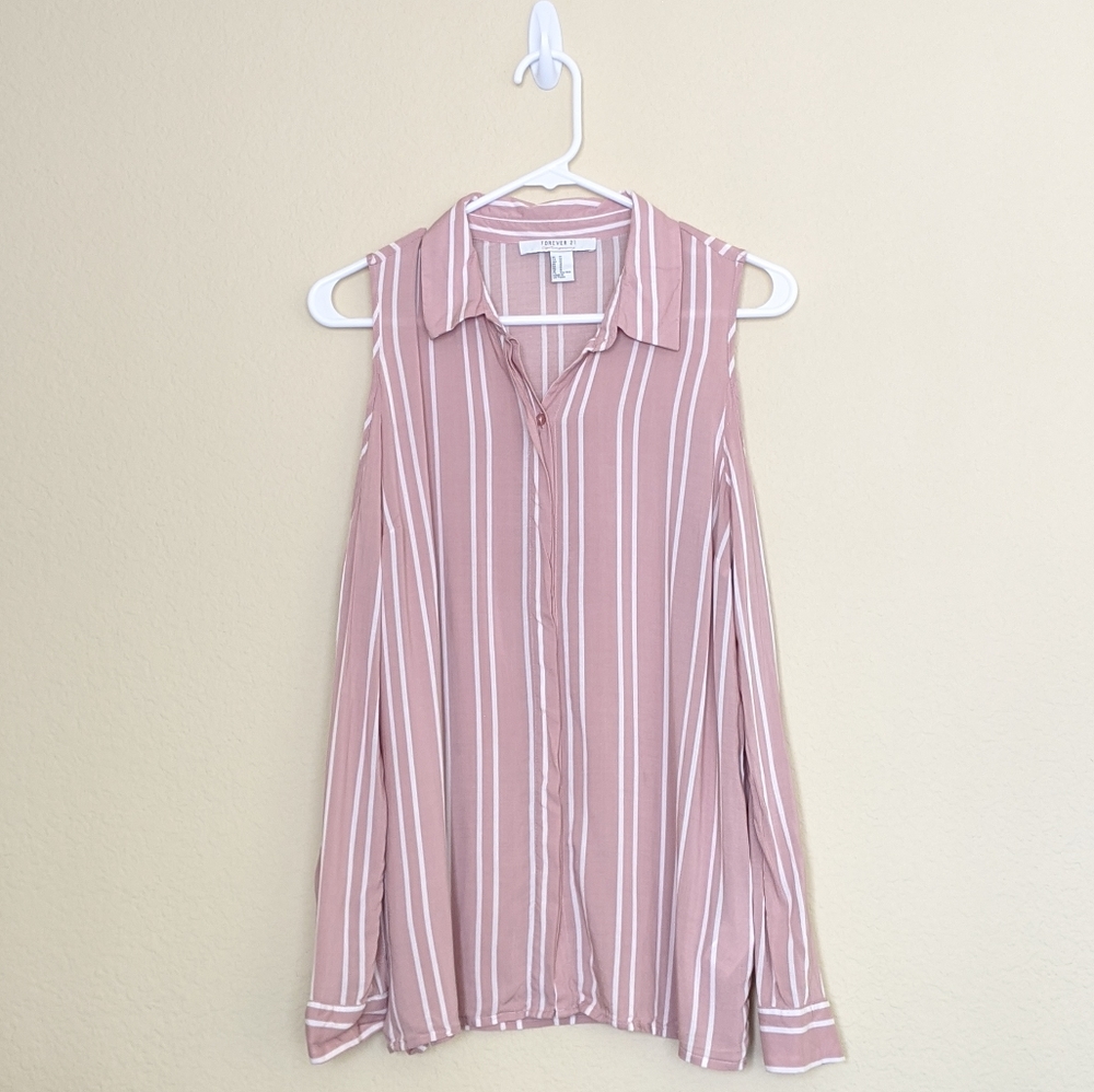 F21 Contemporary Button Down